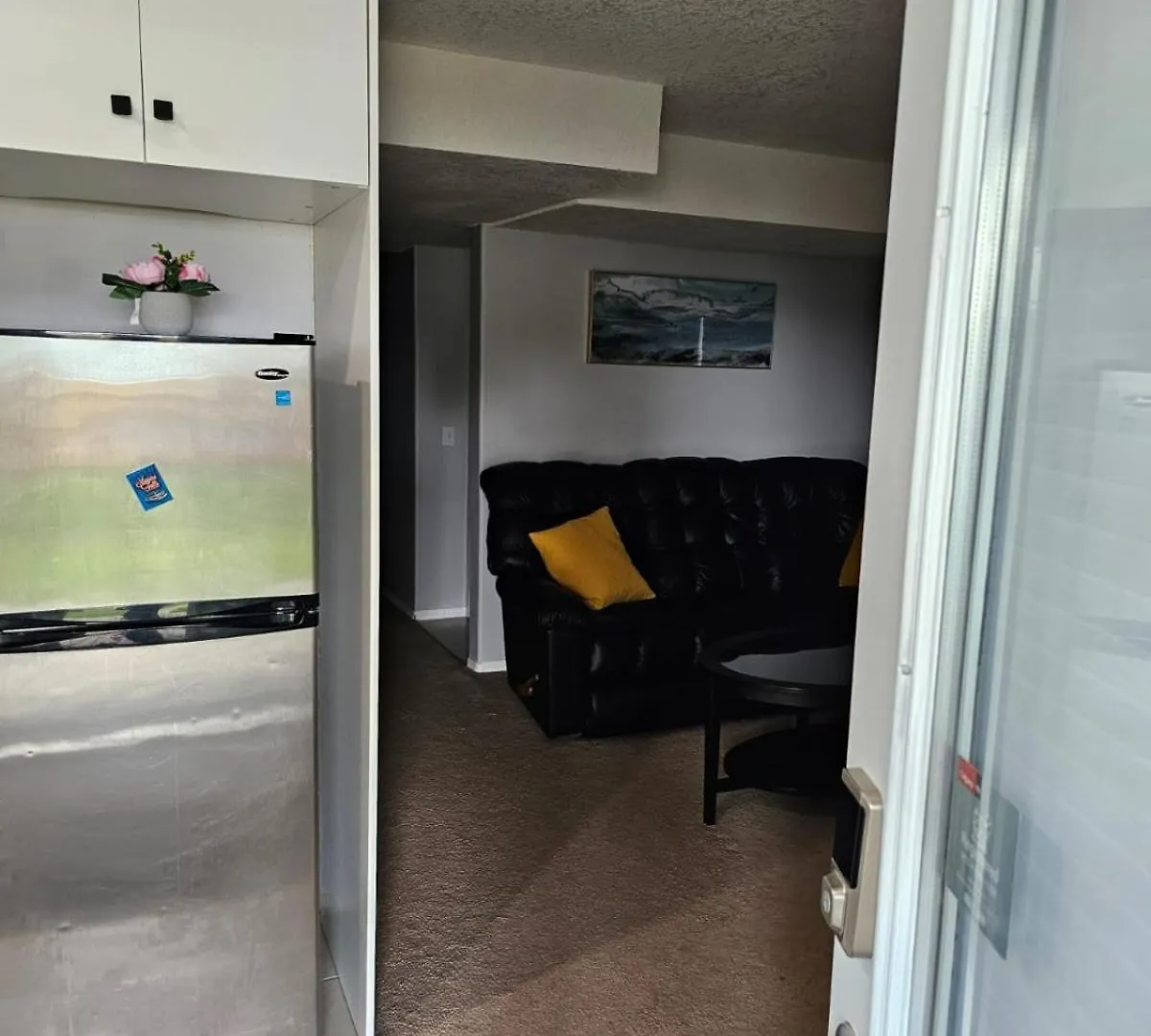 Awesome Guest Suite YYC 0*,